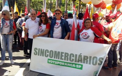 COMERCIÁRIOS DEMONSTRAM FORÇA NO DIA NACIONAL DE MOBILIZAÇÃO